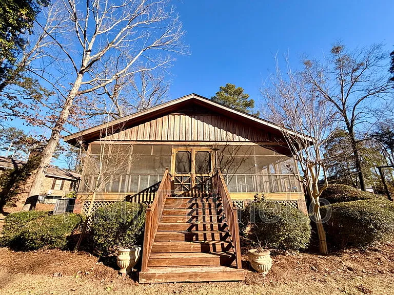 222 Indian Creek Cir — Photo 21