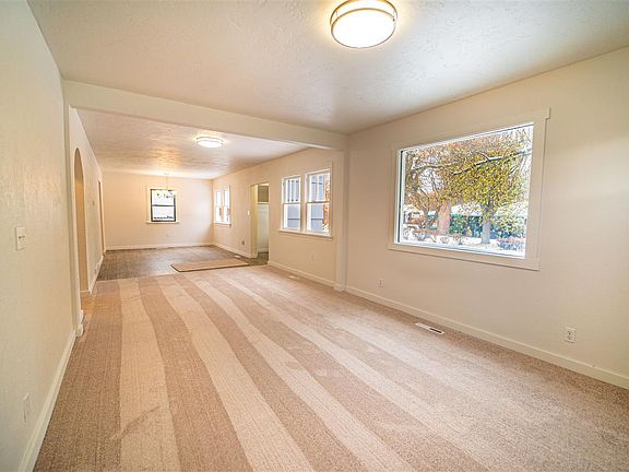 4th image of 7708 E Euclid Ave