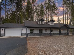 6018 Little Woahink Dr, Florence, OR 97439