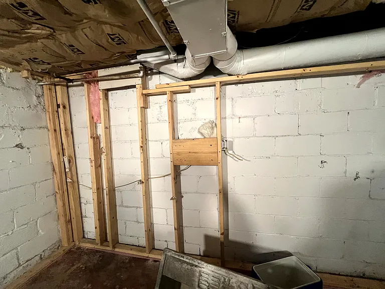 2857 Indianapolis Ave — Photo 24