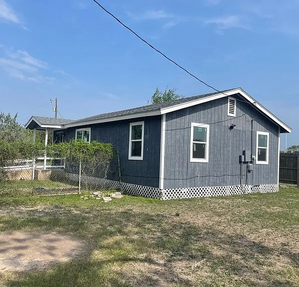 651 Old Port Isabel Rd #11B — Photo 2
