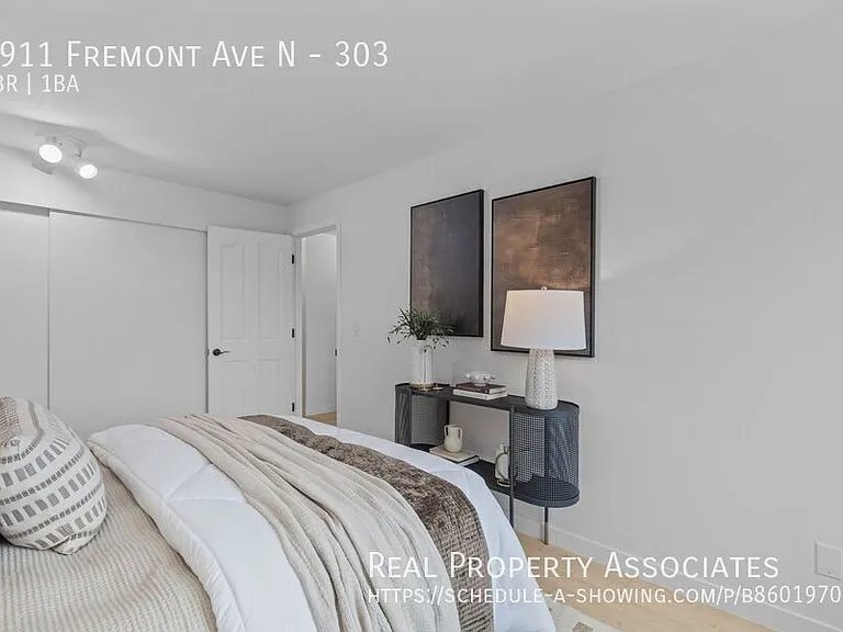 4911 Fremont Ave N #303 — Photo 14