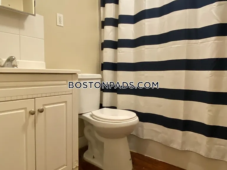 64 Pleasant St #1 — Photo 18