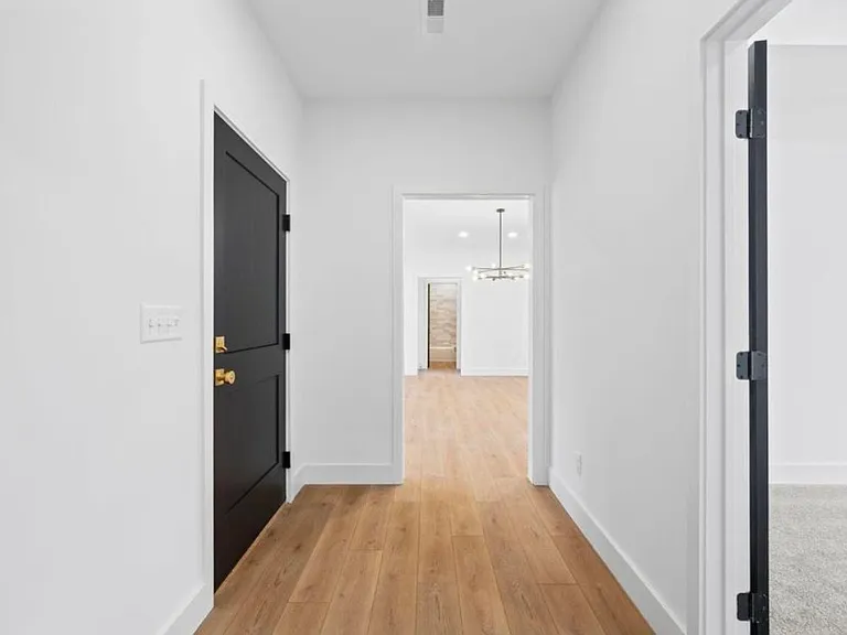 8806 Nelson Rd — Photo 25
