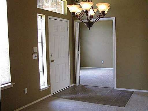 4th image of 1700 Mallard Dr