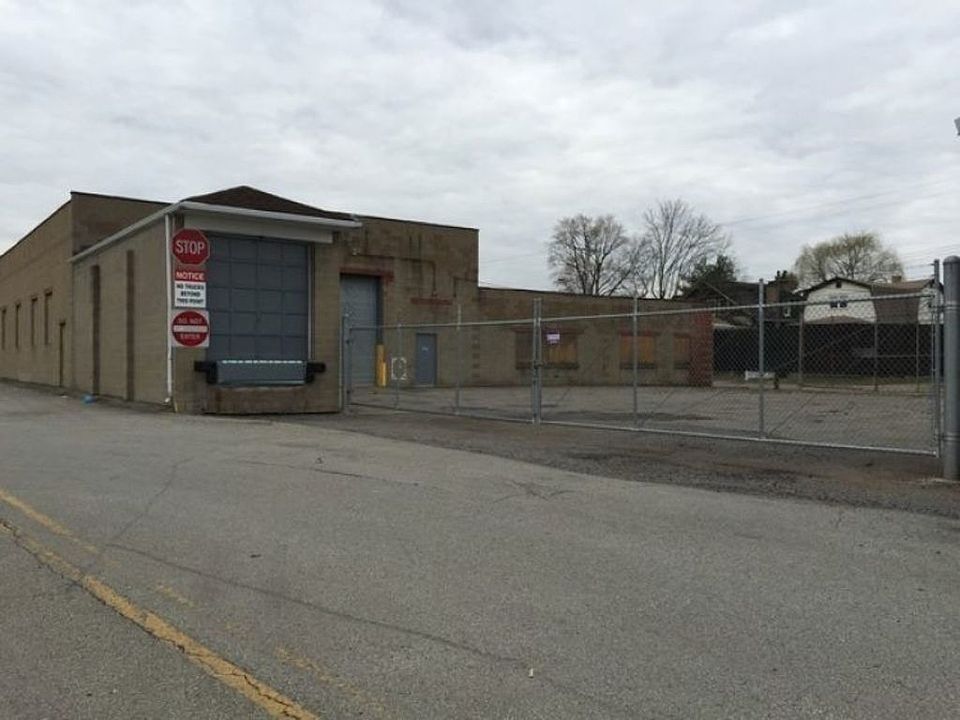 2nd image of 930 Glenwood Ave