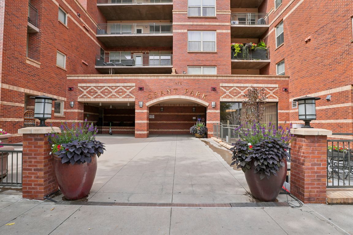 N Grant St-S2309-001.jpg