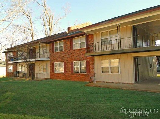 2nd image of 4501 Patton Rd SW APT A