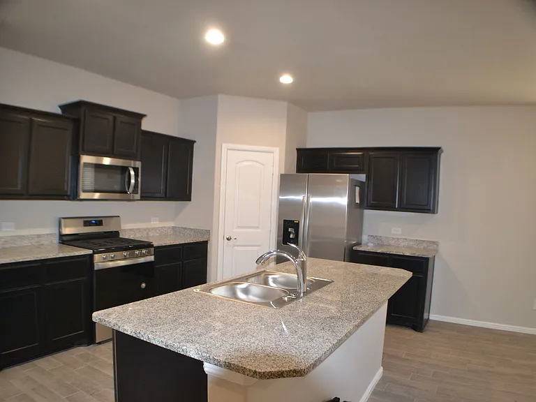 7541 Orion Rd — Photo 23