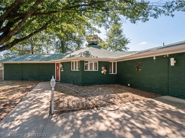 2508 Crosshill Rd, Fort Smith, AR 72908