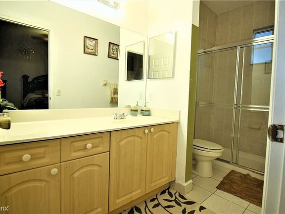 4th image of 1164 NW 100th Ave