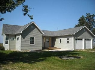 1352 S Van Allen Rd, Janesville, WI 53546