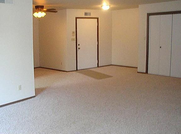 2nd image of 2532 Cross Creek Dr APT D