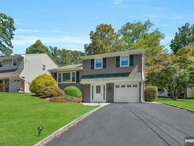 199 Island Rd, Mahwah, NJ, 07430