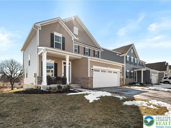 1174 Woodmont Ln N, Catasauqua Bor, PA 18032