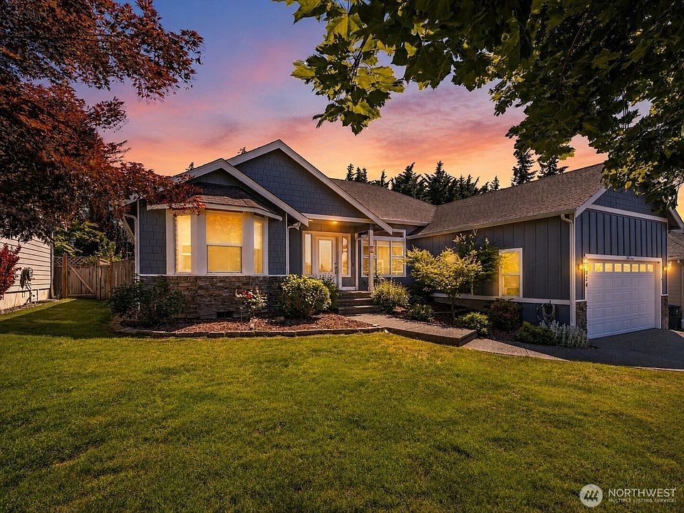 1st image of 3924 Ruston Way