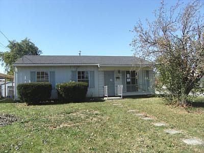 1st image of 553 W Lawn Dr