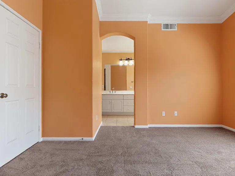 10009 Kika Ct — Photo 12