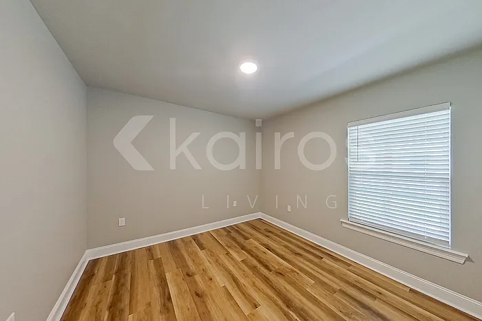 13724 Willowmore Dr — Photo 12