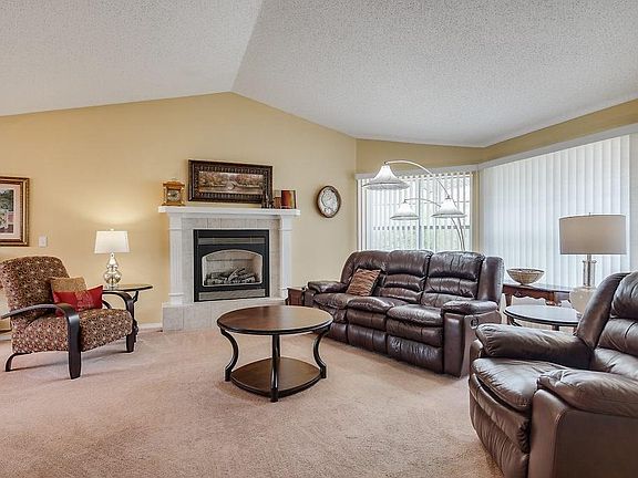 4th image of 37 Cullen Hills Dr