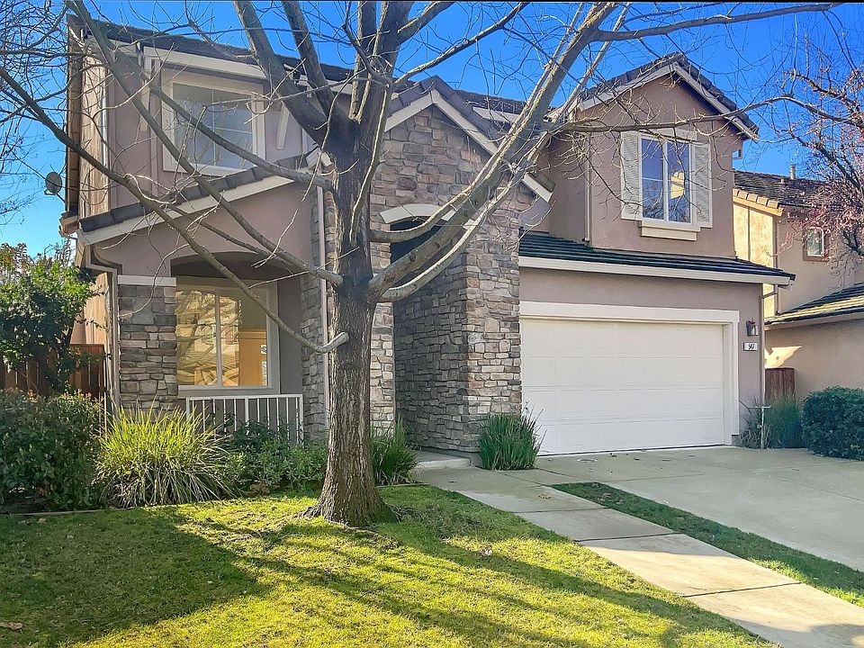 1st image of 547 Watercolor Ln