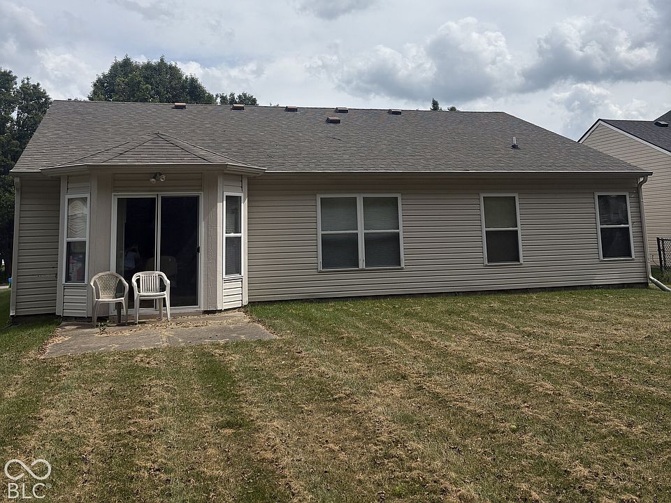 2nd image of 8522 Smithfield Ln