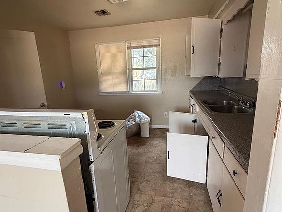 5th image of 1612 Vickie Dr