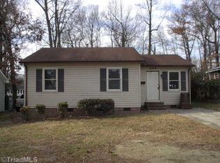 1714 Willow Rd, Greensboro, NC 27401