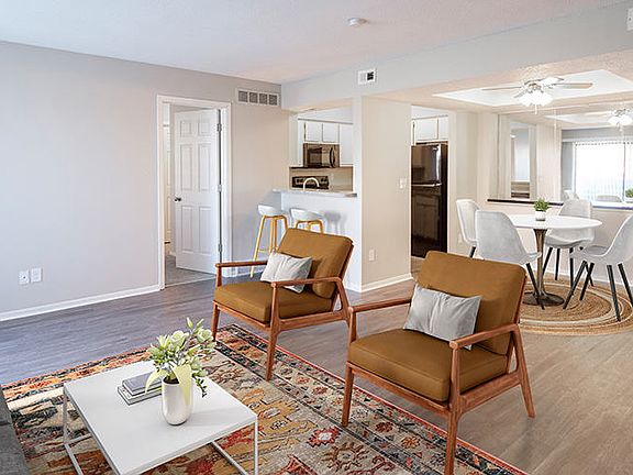 5th image of 3861 Woodland Ave #302