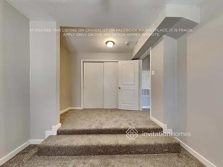 403 E Standifer St #A — Photo 9