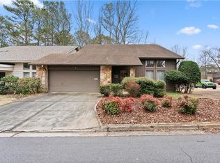 105 Windward Ln, Roswell, GA 30076