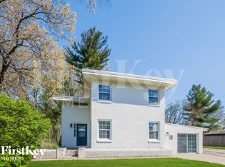1399 Sheridan Rd, Winthrop Harbor, IL