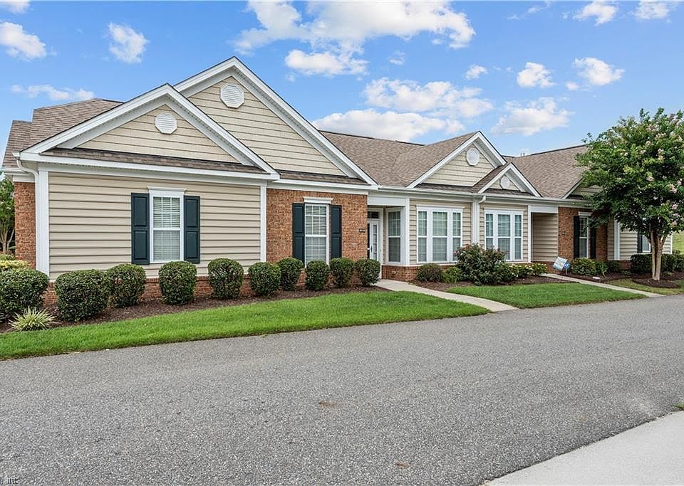 1st image of 919 Vineyard Pl #B