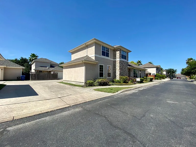 6716 Sangria Dawn — Photo 24