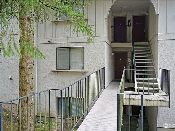 3rd image of 12744 NE 116th Lane #K22