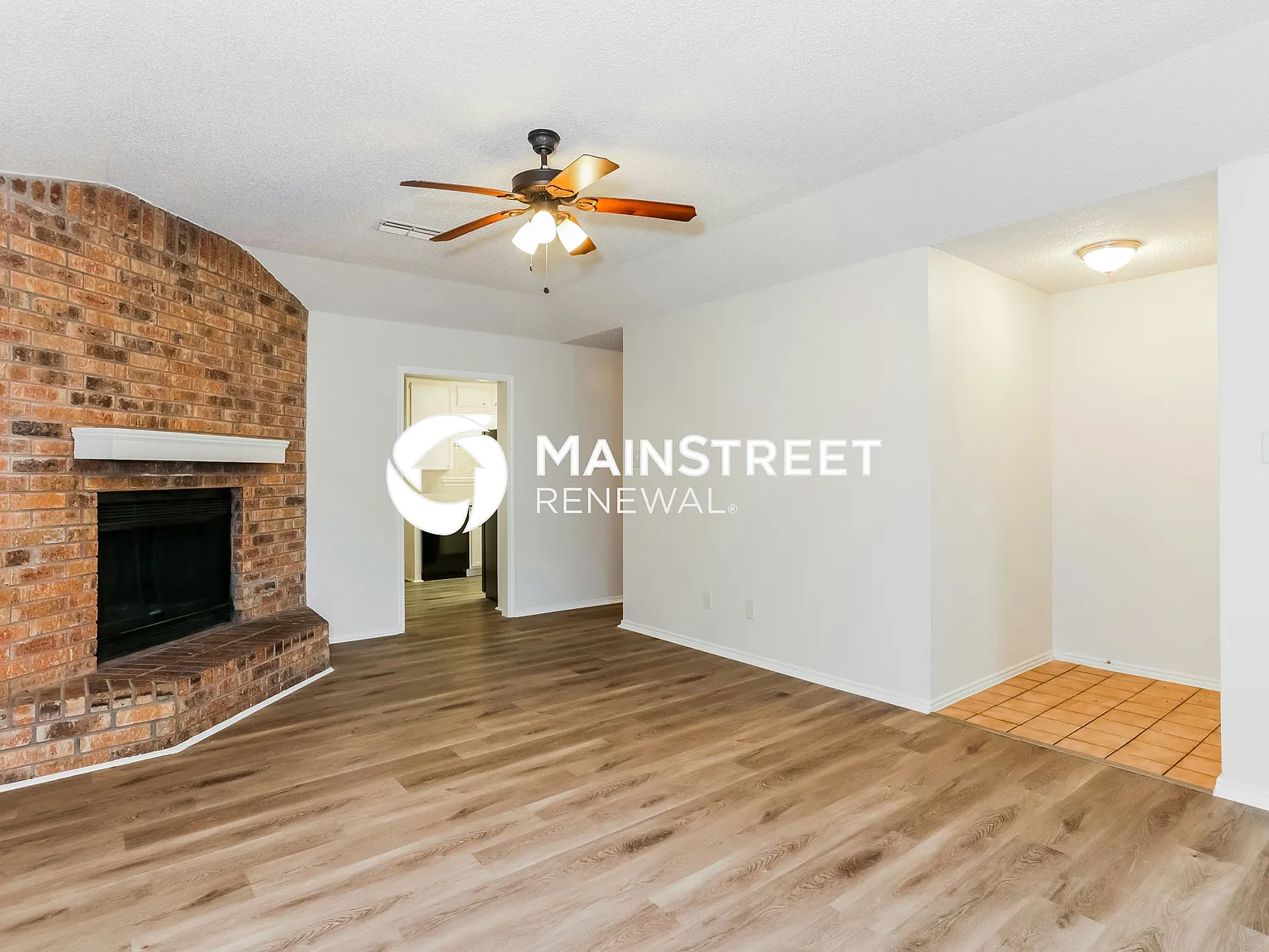 212 Arnold St — Photo 4