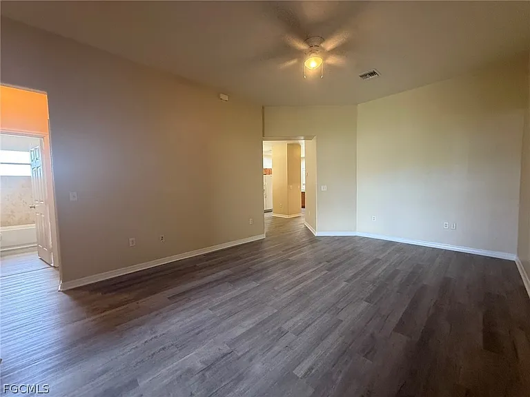 102 Cultural Park Blvd S — Photo 9