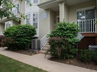 24 Stratton Ct, Flemington, NJ 08822