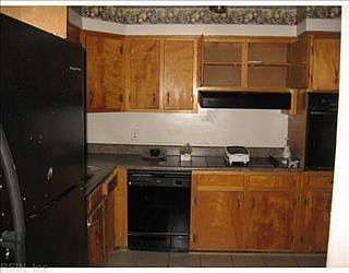 5th image of 4937 Blackfoot Cres