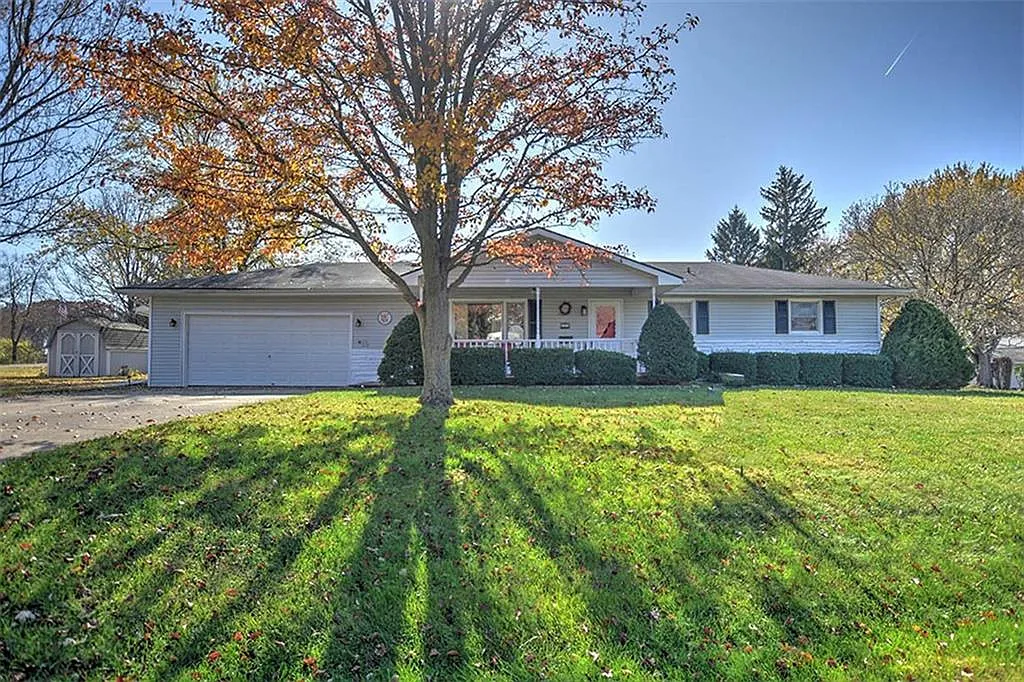 3365 Greenlake Dr photo 1