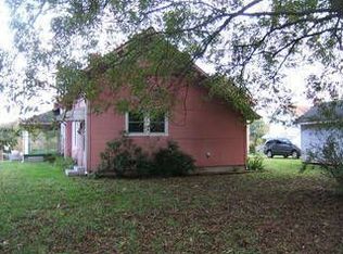 1215 N Limestone St #1, Gaffney, SC 29340