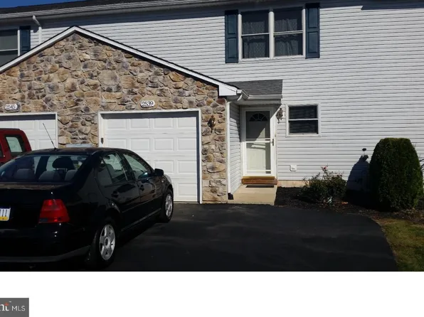 2539 Sanibel Ct, Quakertown, PA 18951