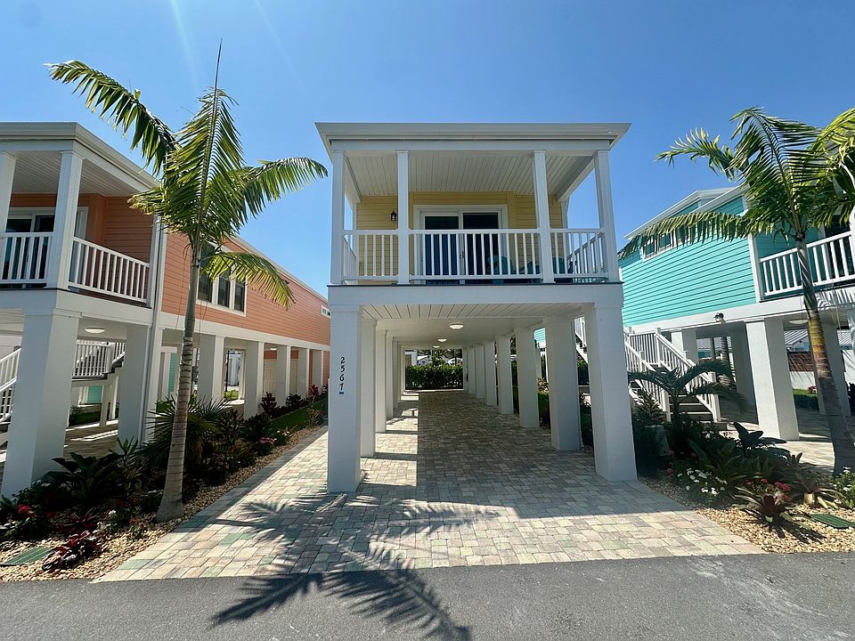 1st image of 2567 NE Herons Walk #2