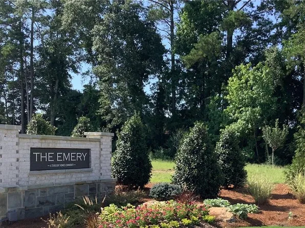 315 Hynes Dr, Villa Rica, GA 30180