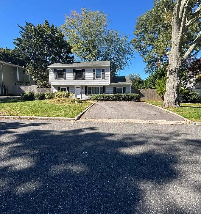 15 Huron St