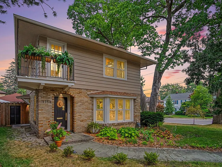 1154 E Chippewa Dr SE — Photo 22