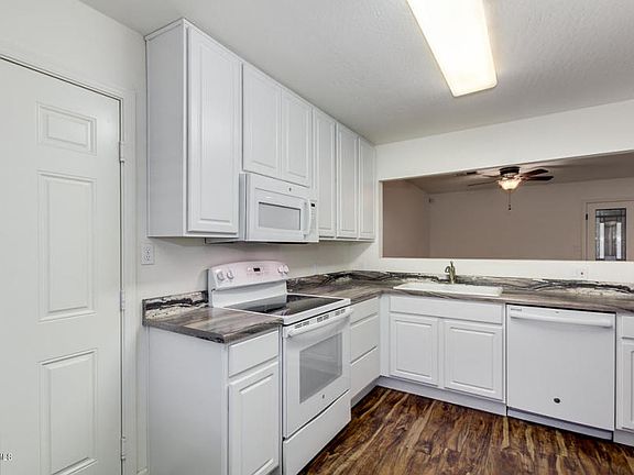 3rd image of 6515 N 19th Dr