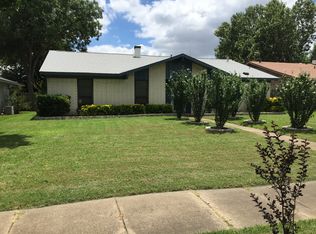 1922 Steamboat Springs Dr, Garland, TX 75044