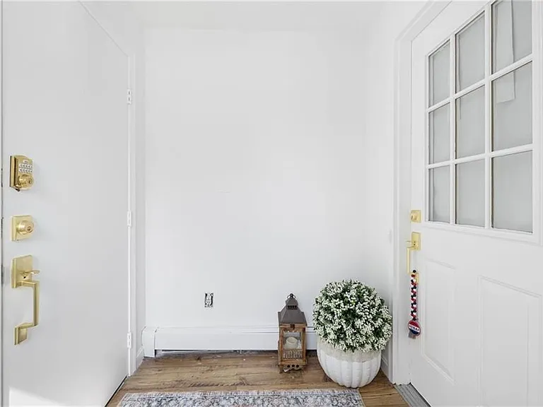 45 E St — Photo 12