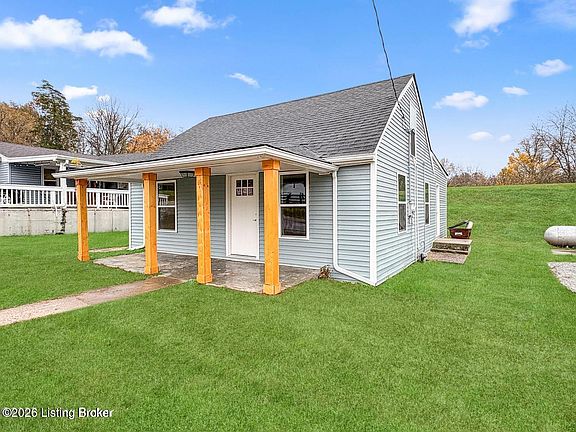 3rd image of 110 Hardin Ct